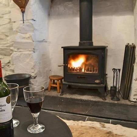Cosy Terrace Cottage Built Into The Mountain Side. Blaenau Ffestiniog Exteriör bild