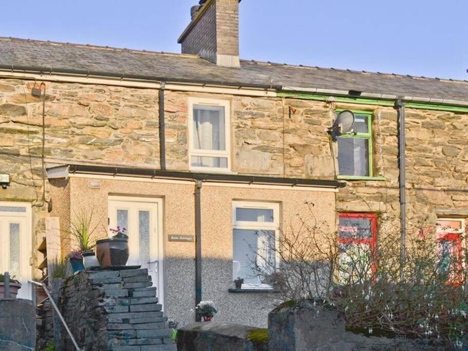 Cosy Terrace Cottage Built Into The Mountain Side. Blaenau Ffestiniog Exteriör bild